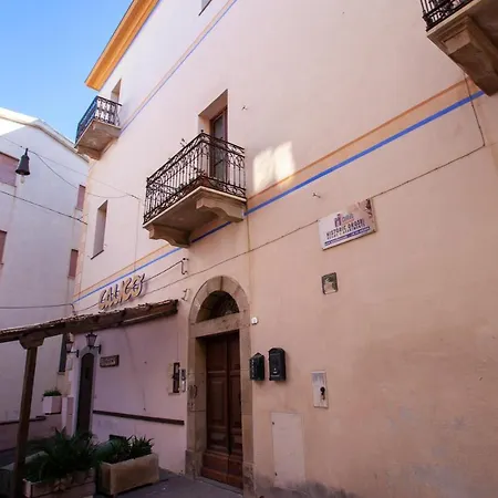 Hora Est Apartment *